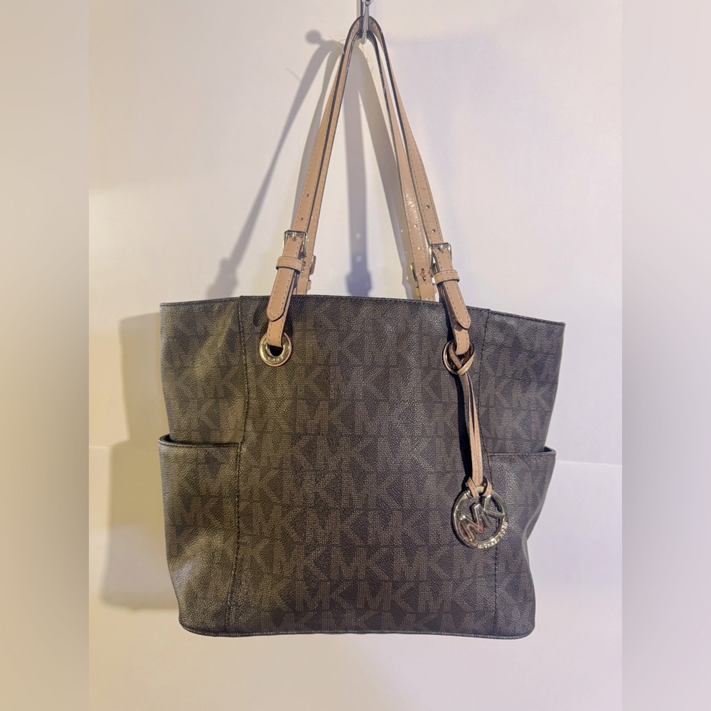 Micheal Kors shoulder tote bag